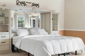 5 bedrooms, desk, iron/ironing board, free WiFi - Lovely 5 BR|GAMEROOM| Cowboys🌟Stadium, Six Flags🎢 (Grand Prairie)