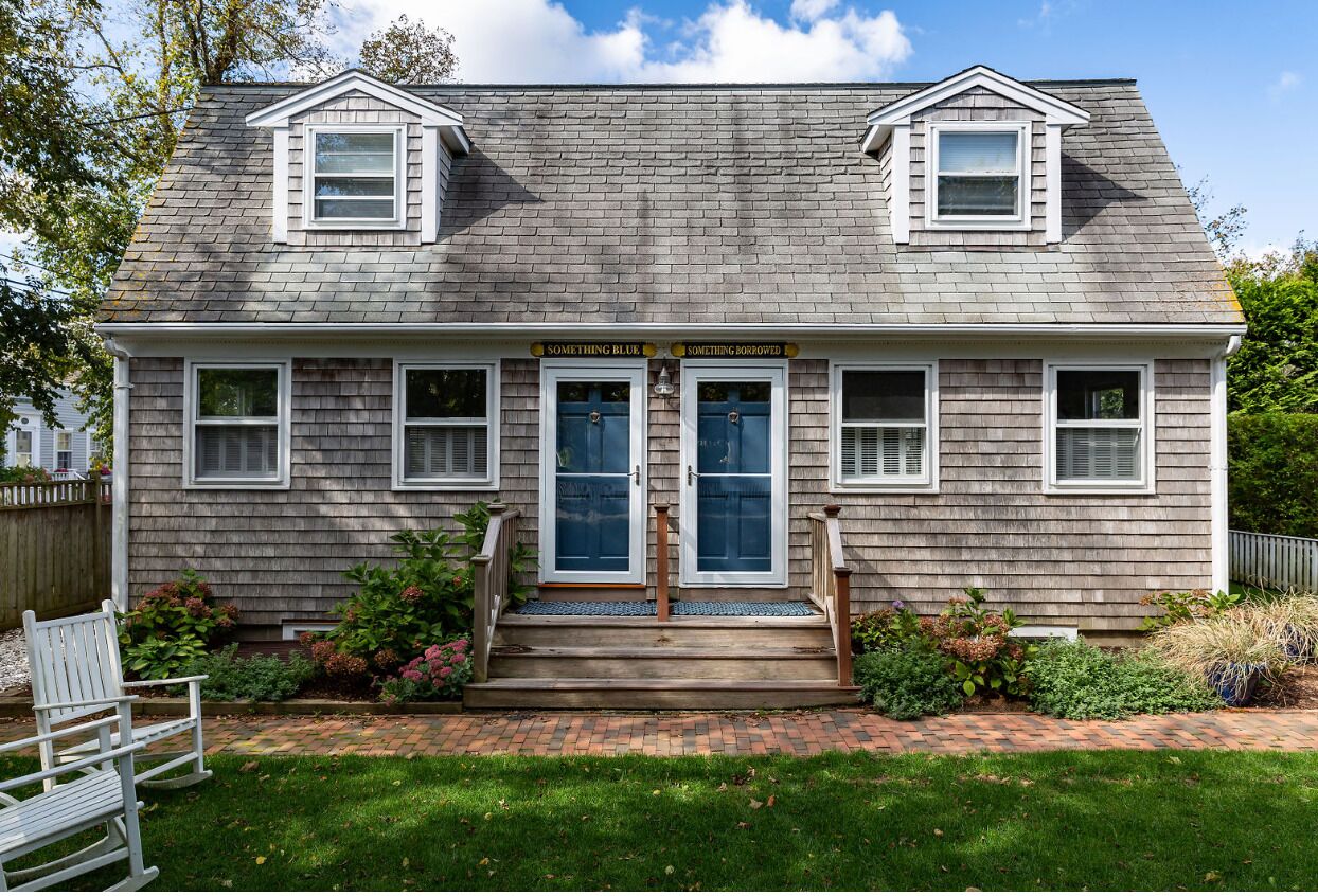 Welcome to Something Blue~ a beachy yet sophisticated condo