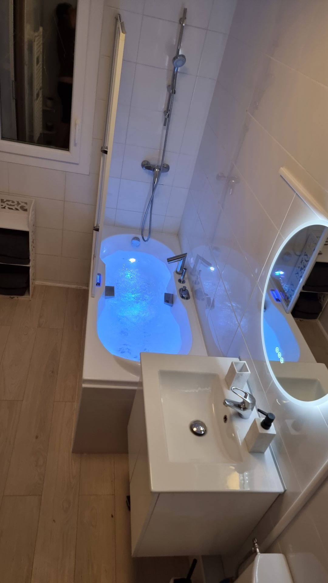 Appartement chaleureux et lumineux avec jacuzzi balnéo