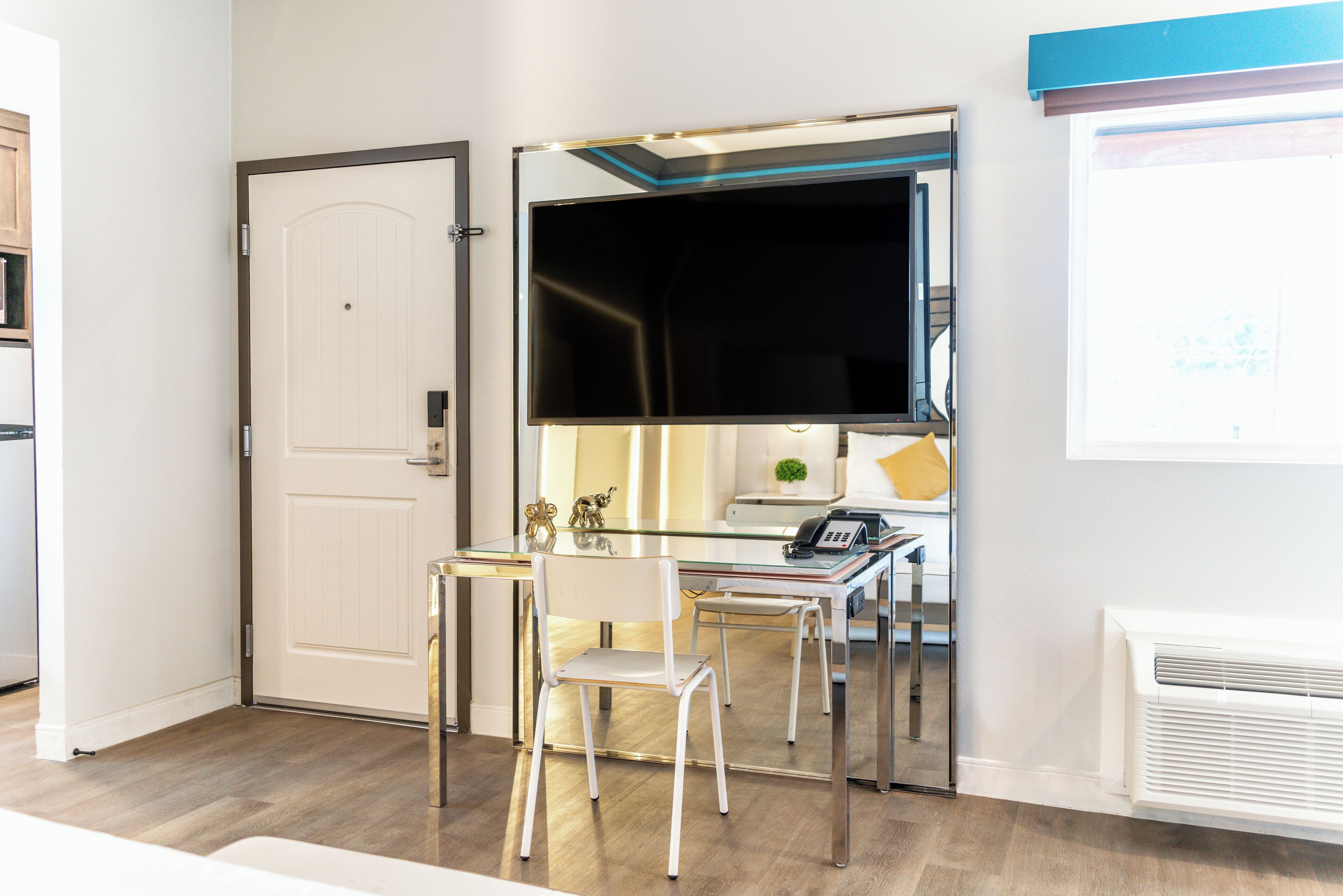 Photo - Aspire Inn Studios & Spas