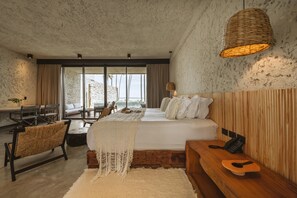 Vila Mewah | Minibar, brankas, didekorasi berbeda-beda, dan meja kerja