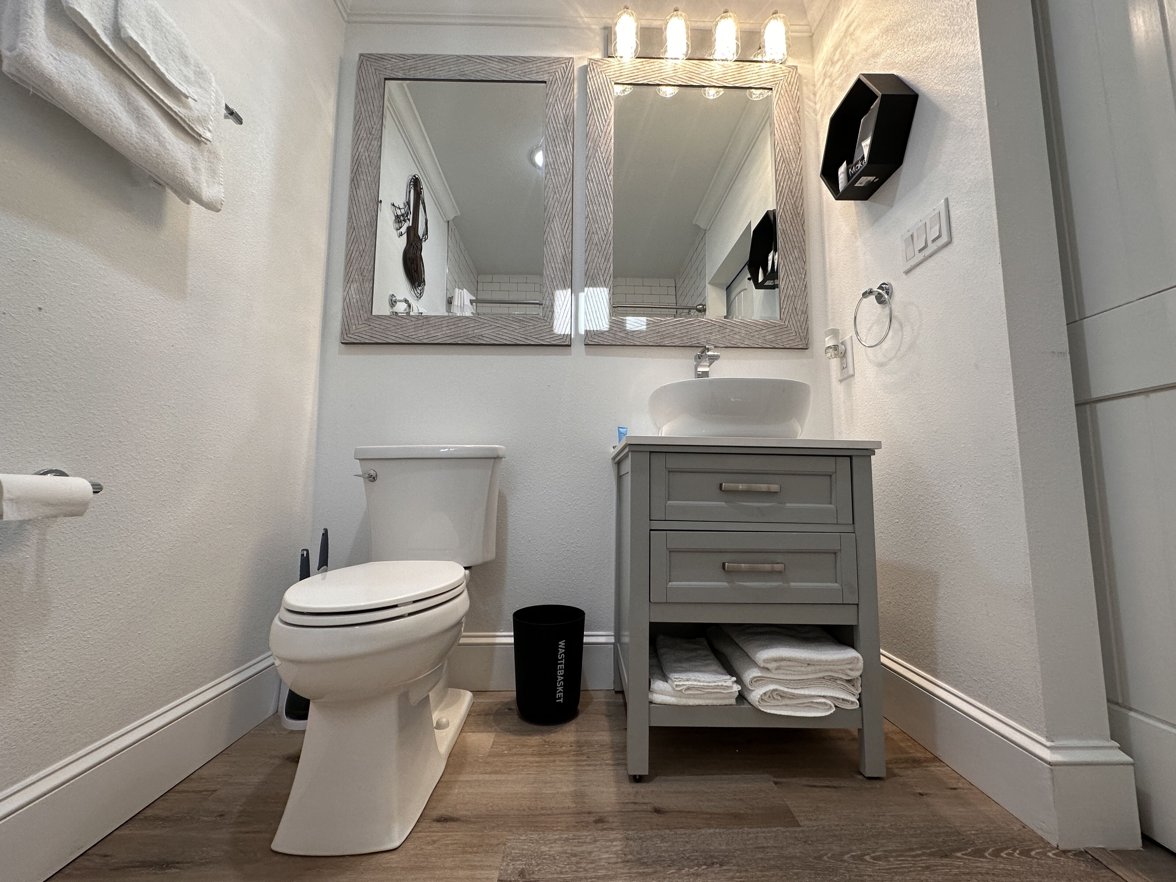 Tyler Luxury Queen Suite - Prime Location- Near All Hospitals- Near TJC