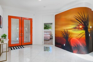4 bedrooms, desk, iron/ironing board, free WiFi