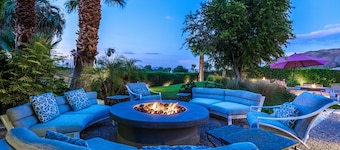 Putting Green, Saltwater Pool & Spa, 4 Fire Pits, Hammocks, Universal EV Charger