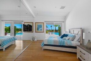 4 chambres, bureau, fer et planche à repasser, Wi-Fi gratuit