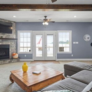 Smart TV, fireplace, video games, books