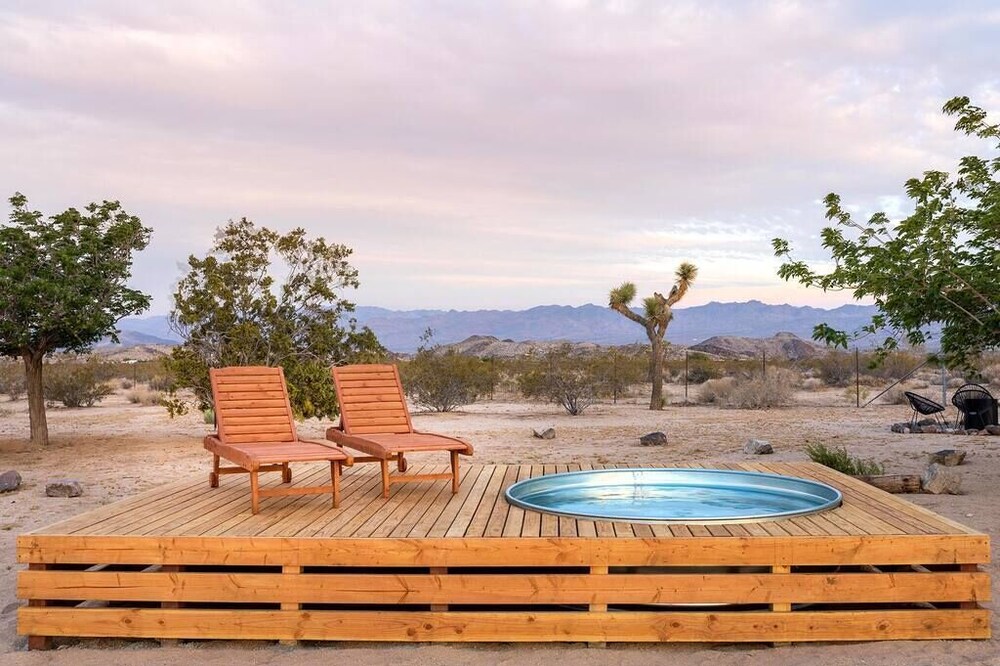 Your updated homestead in the heart of the Joshua Tree Wild West