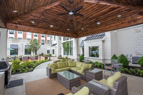 King Studio | Indoor Pool & Gym Access