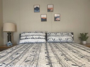 3 bedrooms, free WiFi, bed sheets