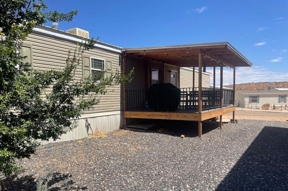 Lake Powell Adventure Retreat