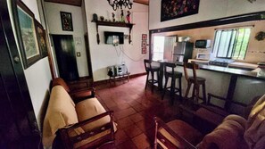 Smart TV, mesa de pingue-pongue