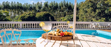 Outdoor pool, pool umbrellas