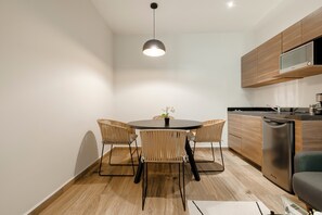 Apartment | Dining room