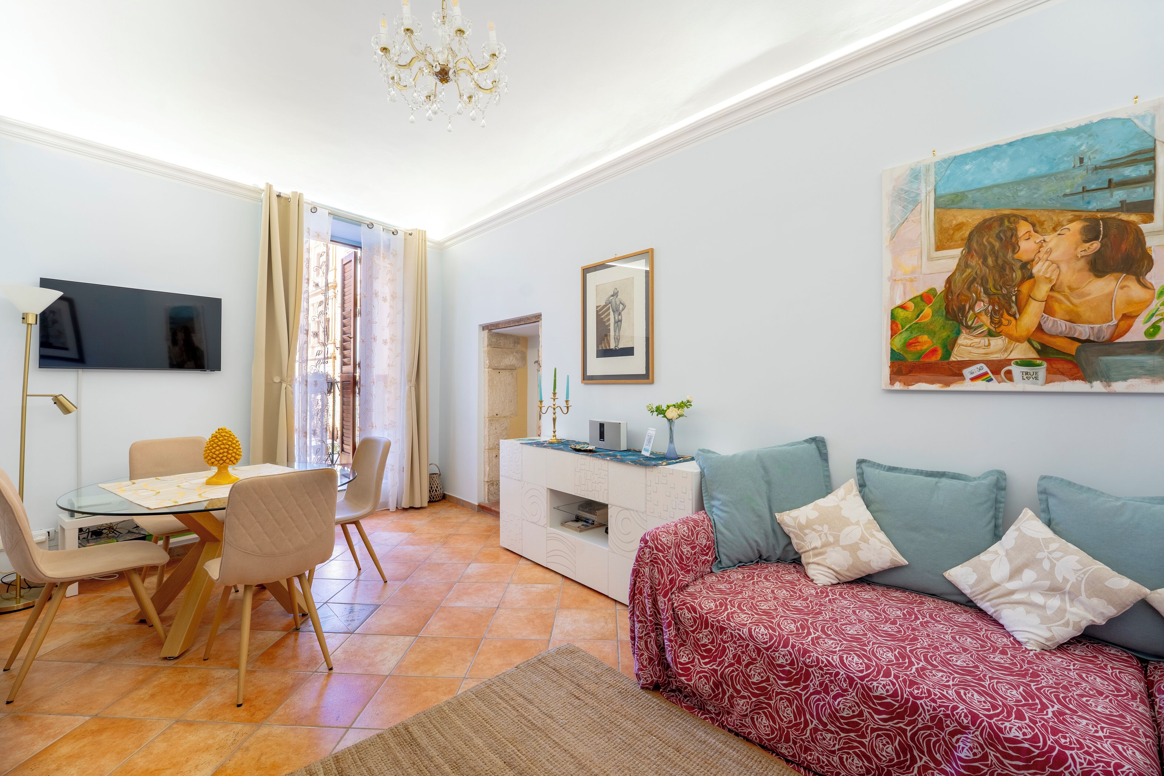 TV connectée, jeux vidéo, lecteur de DVD, chaîne hi-fi