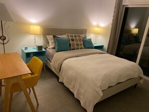 3 Schlafzimmer, Schreibtisch, Bügeleisen/Bügelbrett, kostenloses WLAN