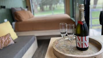 Baita Deluxe | Con stile personalizzato, ferro/asse da stiro, Wi-Fi gratuito, lenzuola