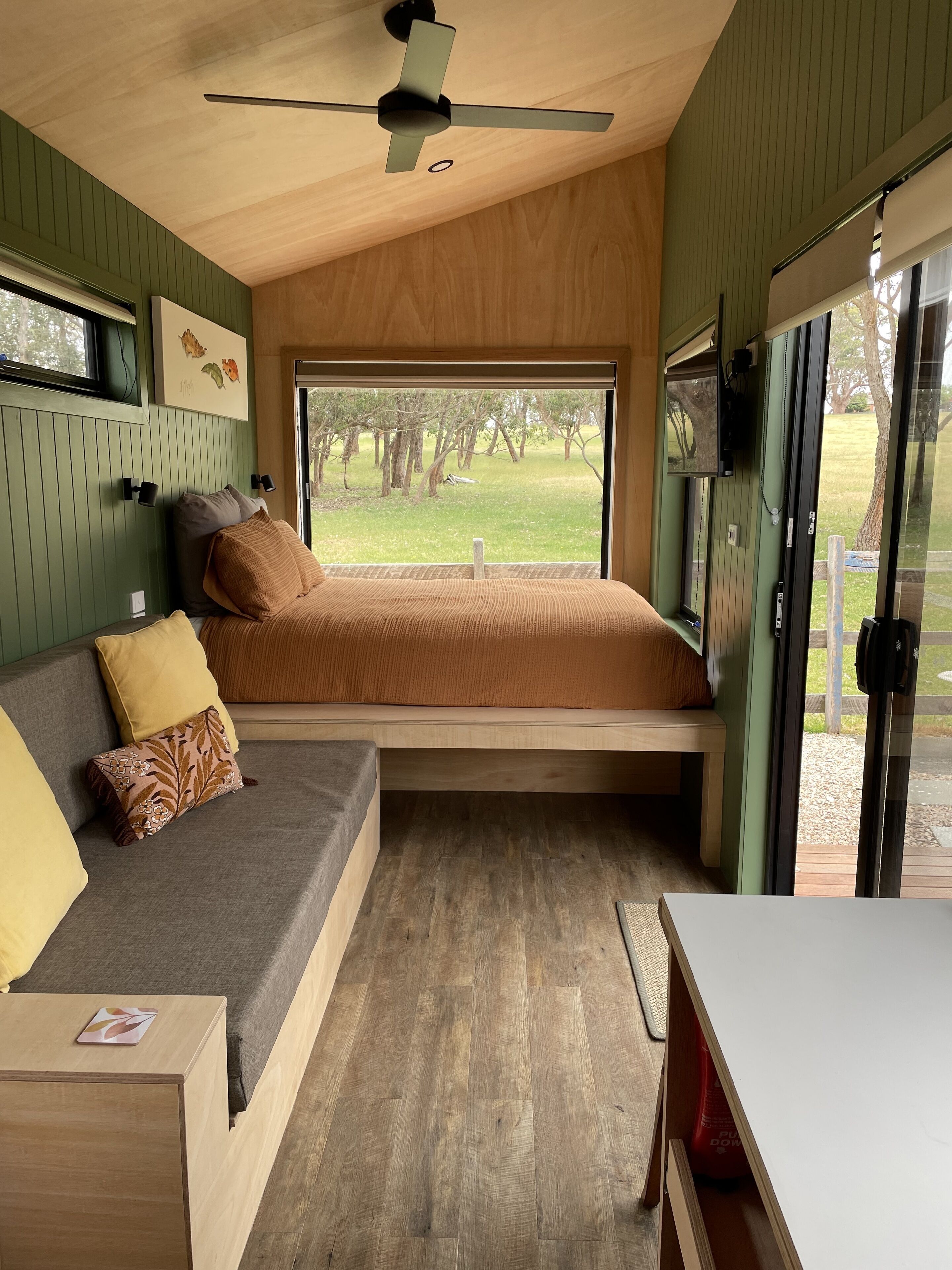Deluxe huisje | Individueel gedecoreerd, een strijkplank/strijkijzer, gratis wifi