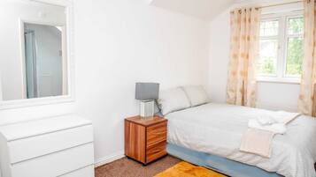Casa | 6 camere, ferro/asse da stiro, Wi-Fi gratuito, lenzuola