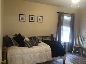 5 chambres, bureau, fer et planche à repasser, Wi-Fi gratuit