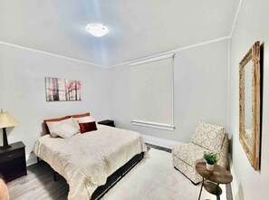 1 habitación, tabla de planchar con plancha, wifi y ropa de cama