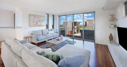 Merri Seaview - seaside accommodation near the CBD