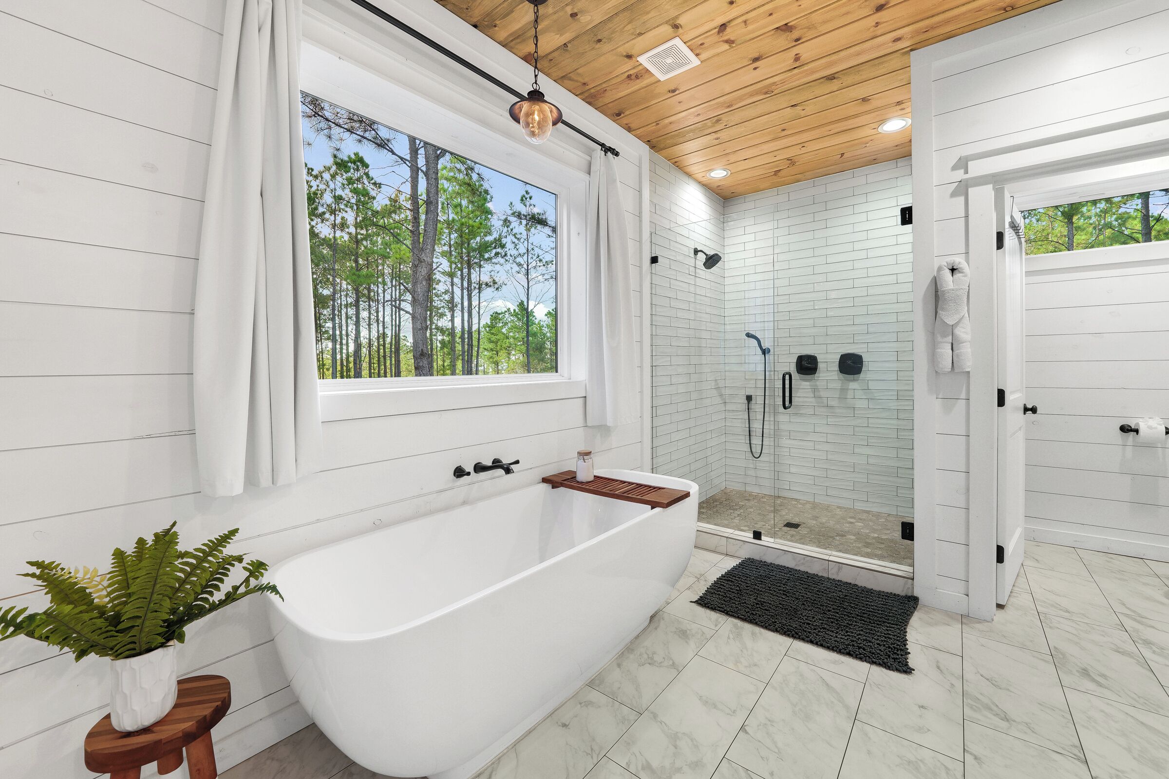 Bathtub, hair dryer, towels