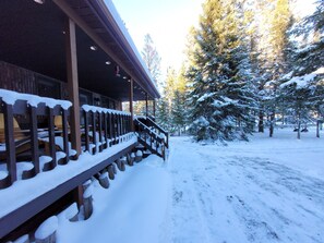 Property grounds - Peaceful Lake Getaway 25 Min From Minocqua, Parkfalls, & Phillips (Park Falls)