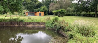 Countryside Annex- Sleeps 2, Free Parking & Garden