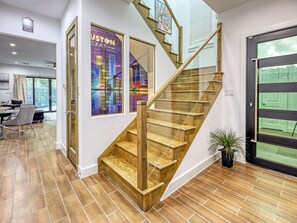 Interior - "Stunning Home New Listing in the shadows of Downtown Houston A must SEE" (Houston)
