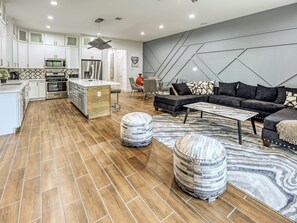 Smart TV, stereo, printers