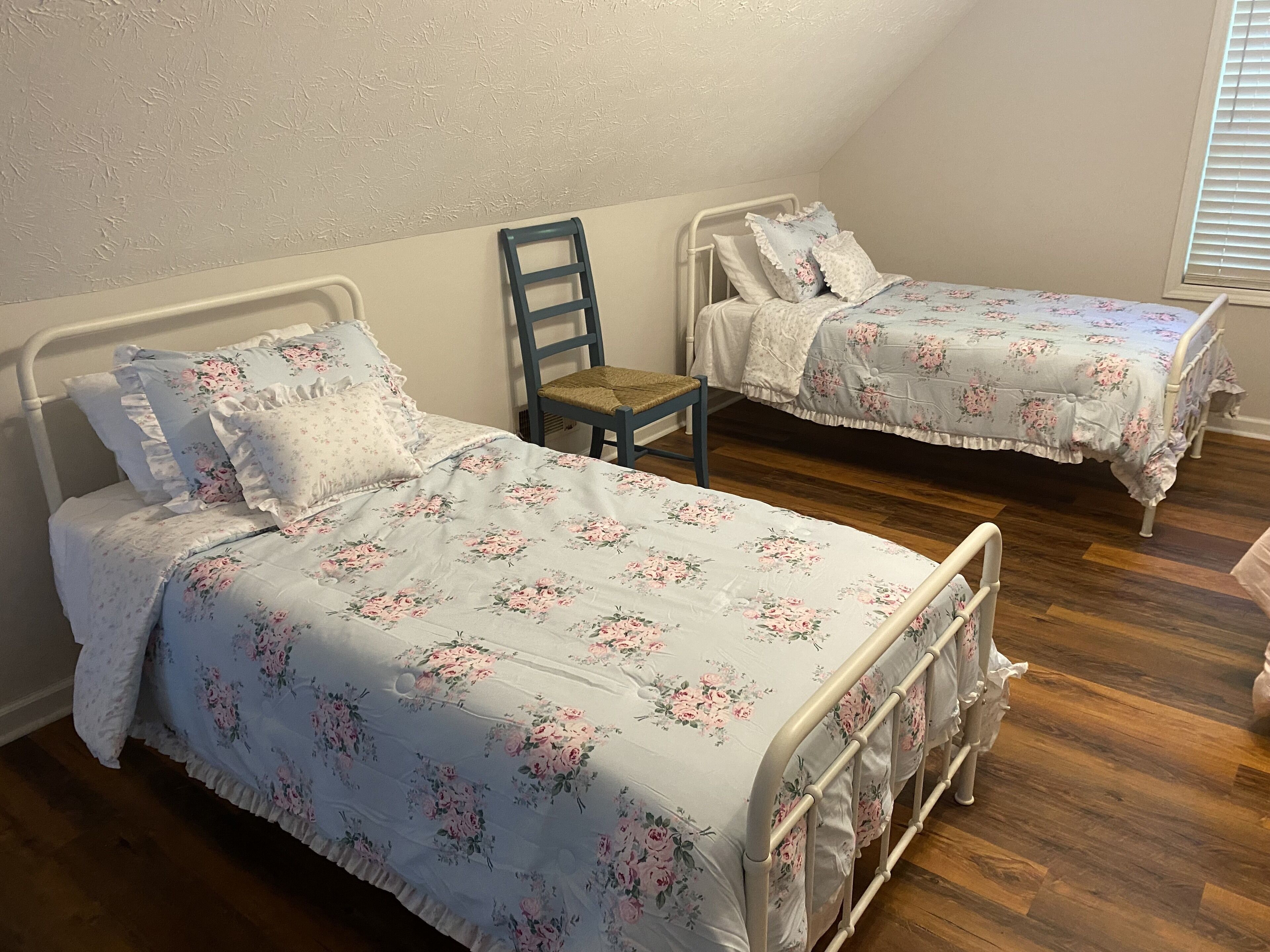 Serene Lakefront Getaway on Lake Sinclair