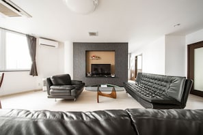 TV - ROADSIDE HOUSE (Sapporo)