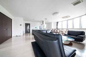 TV - ROADSIDE HOUSE (Sapporo)