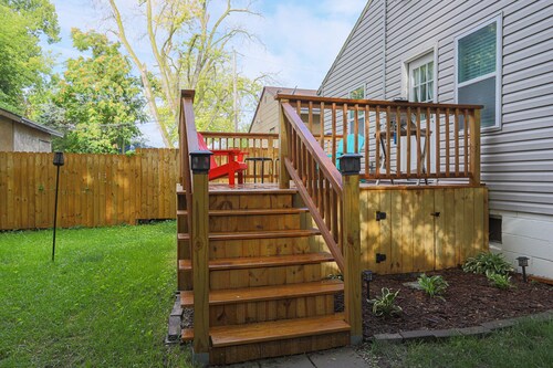 Fresh and New 3 bedroom - 1 mile from Interstate access!