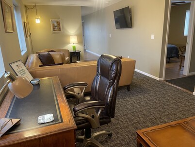 Historic innkeeper's apartment above a brewery taproom