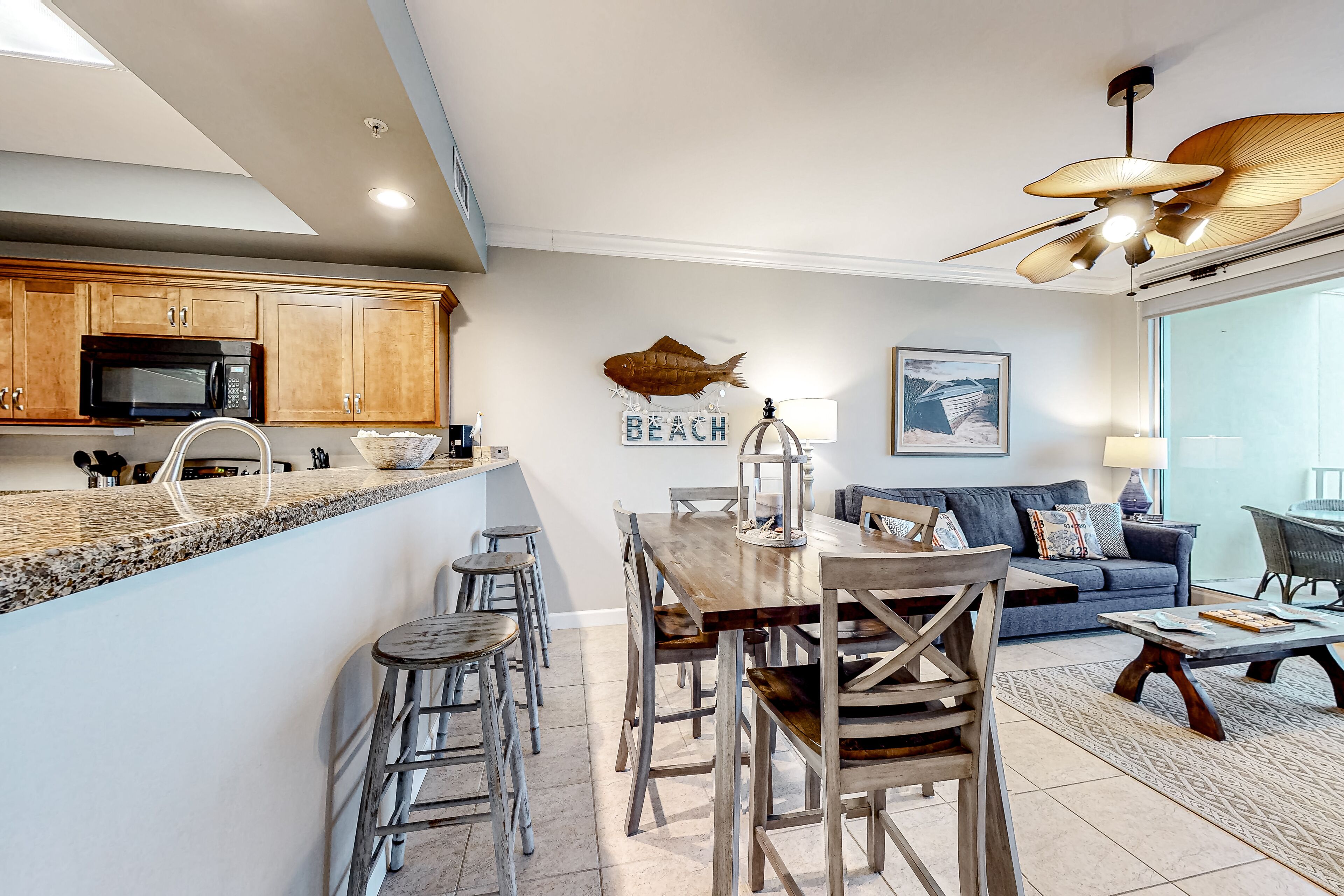 Updated 5th-floor condo with Gulf view, balcony, pool, & hot tub - near beach