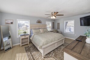 4 dormitoris, planxa i posts de planxar, wifi gratuïta i roba de llit 