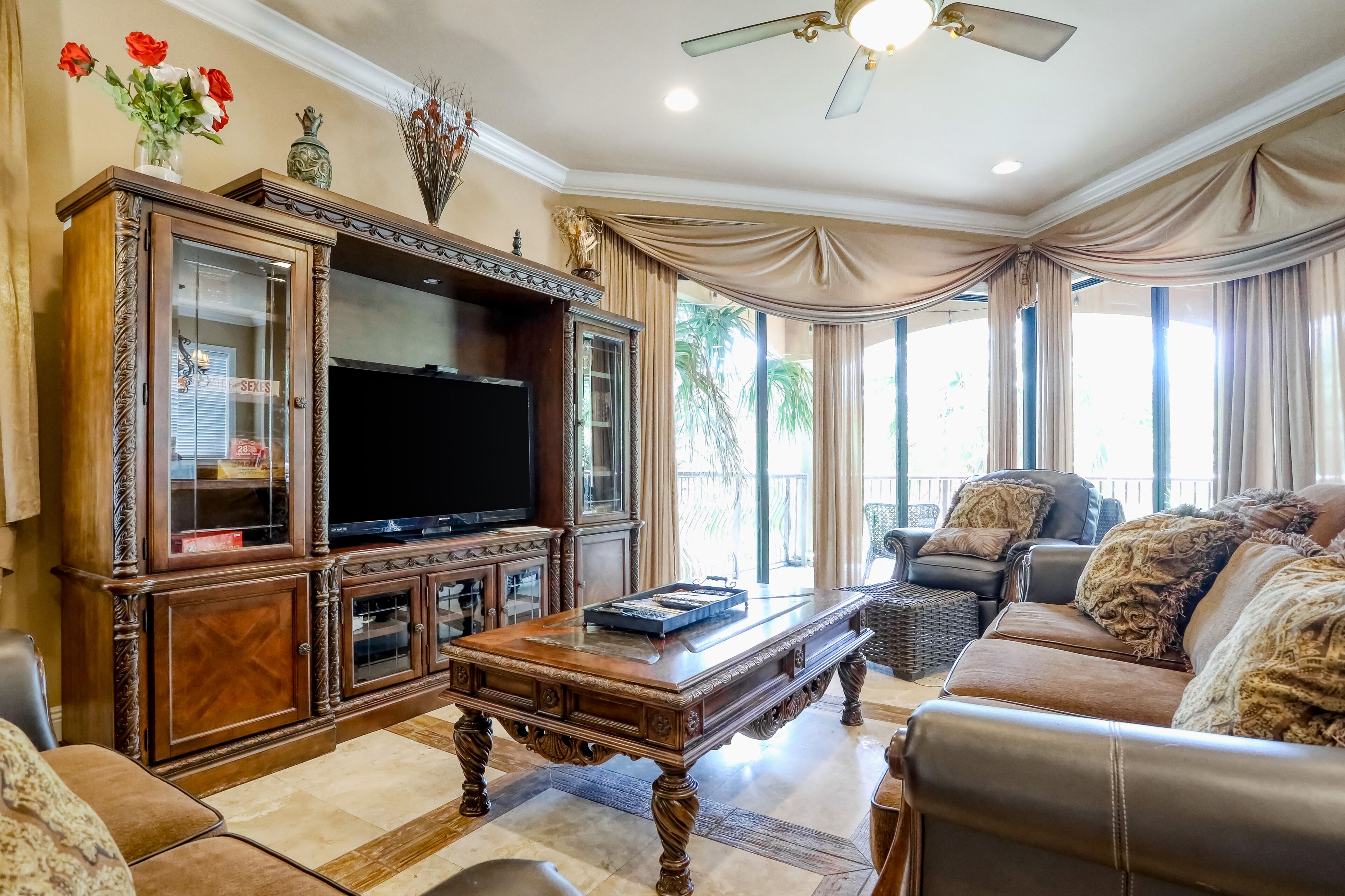 Elegant coastal villa with spacious patio, pool, hot tub, free WiFi & central AC