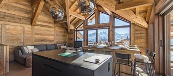 Magnificent chalet on the slopes, Paradise is here!