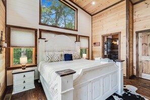 4 Schlafzimmer, Bügeleisen/Bügelbrett, Internetzugang, Bettwäsche
