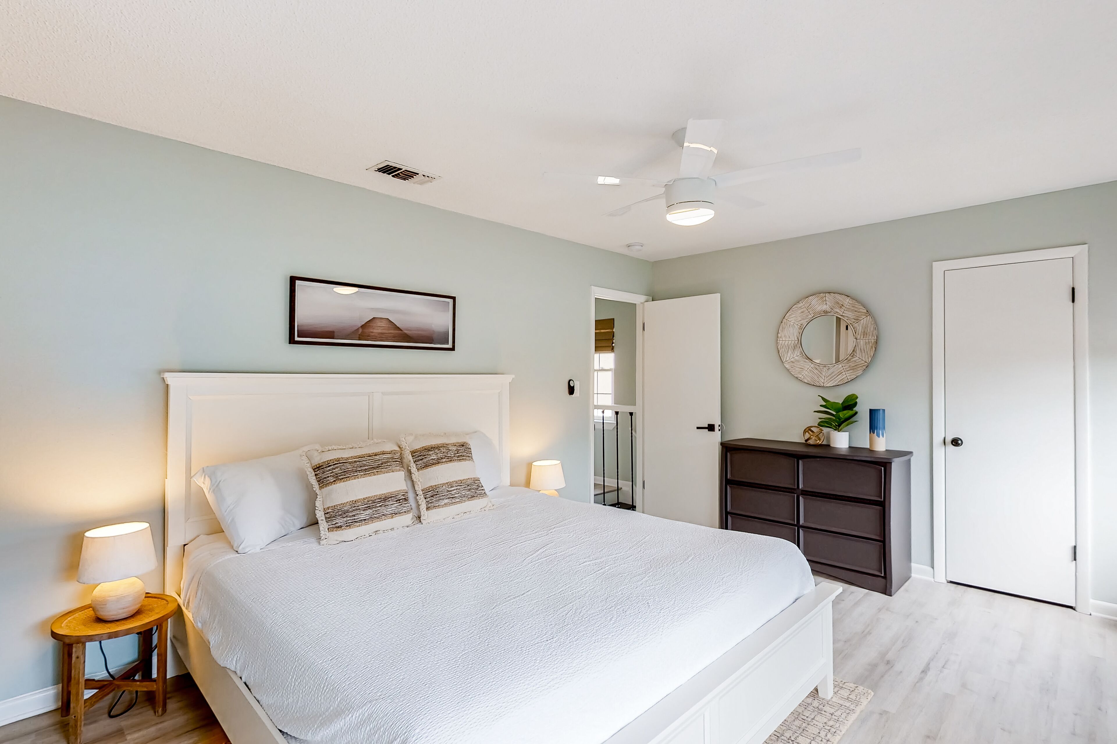 3 bedrooms, Internet, bed sheets