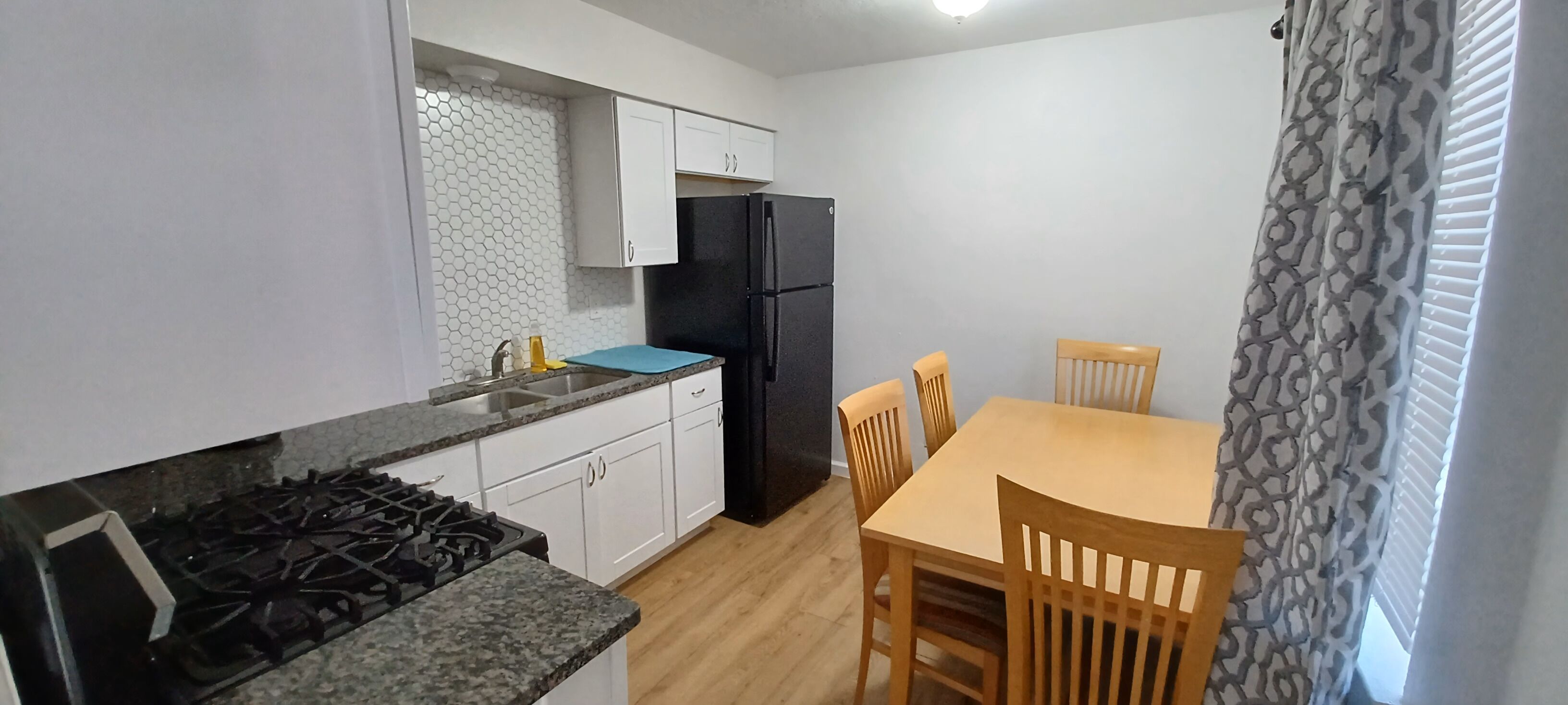 Newer 2br unit close to unm/airport/hospitals/I-25