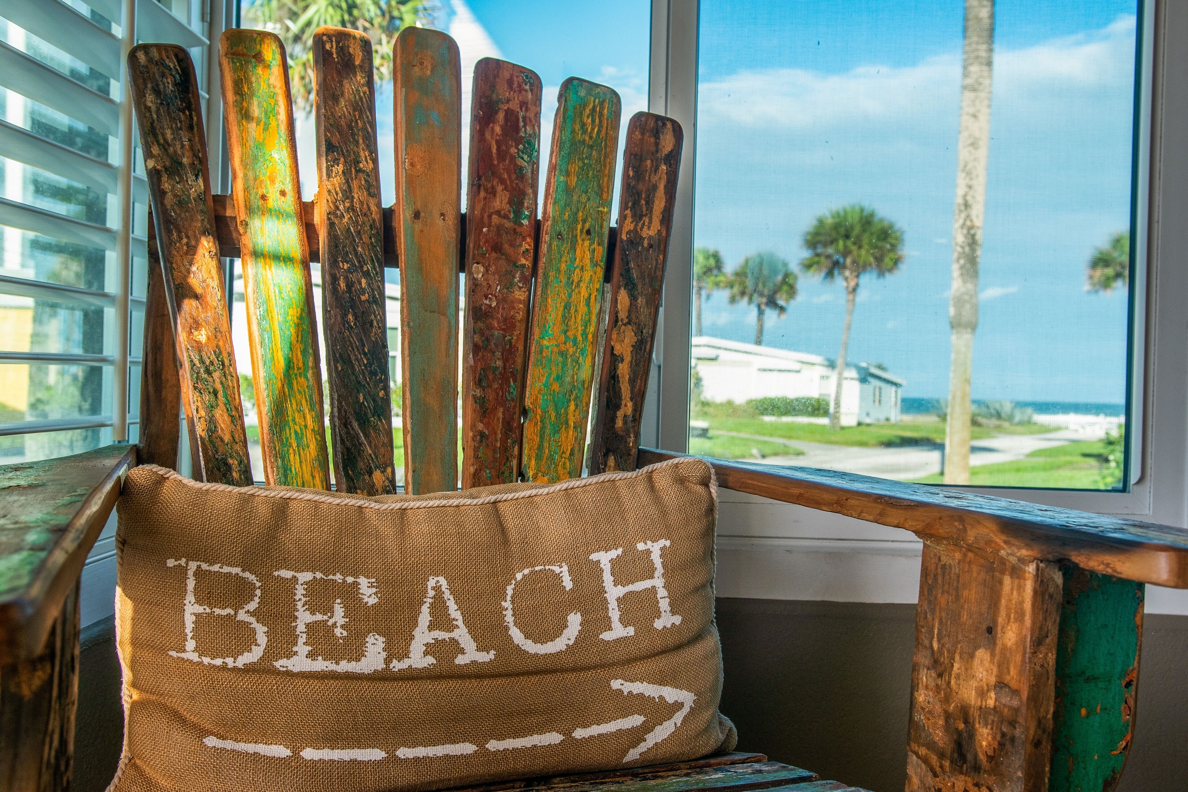 Dog-friendly bungalow steps from the beach with washer/dryer & central AC
