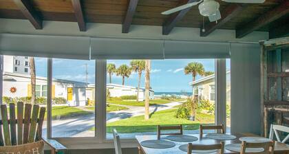 Dog-friendly bungalow steps from the beach with washer/dryer & central AC