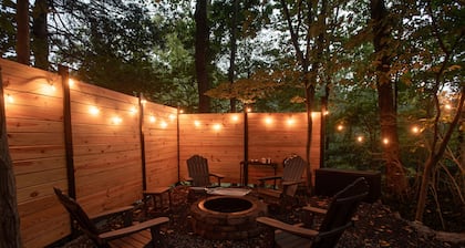 Cozy campsite with creek access!