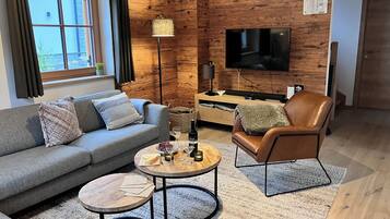 Télévision, table de tennis de table