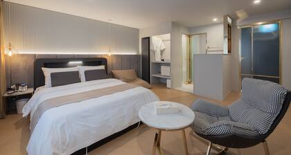 DongRae Denbasta Hotel