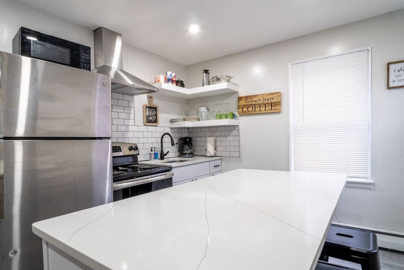 WeWelcome you to our 2 bedroom Urban Apartment