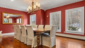 تناول الطعام