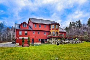 Exterior - Luxury 5-BR Mountain Estate 5-Min to Okemo (Ludlow)